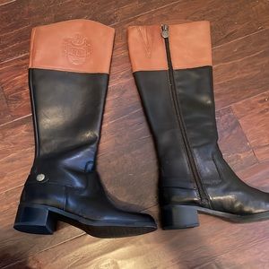 Etienne Aigner Womens boots